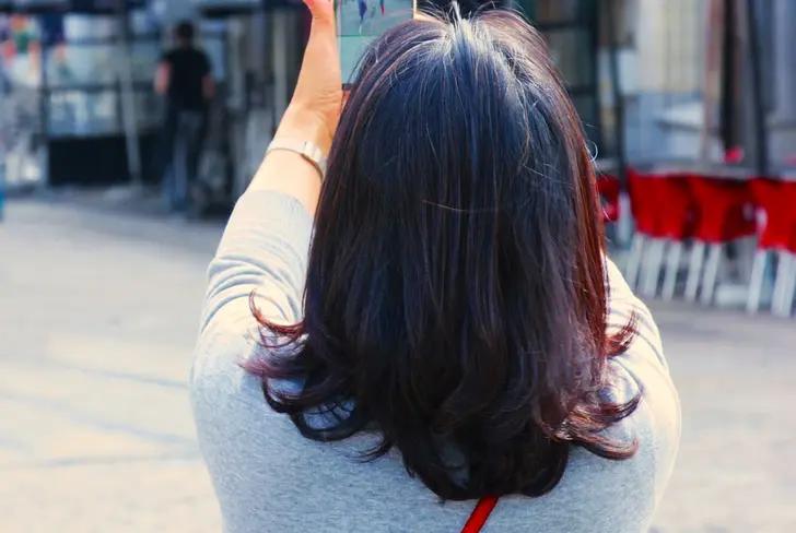 Mujer tomando fotos&nbsp;