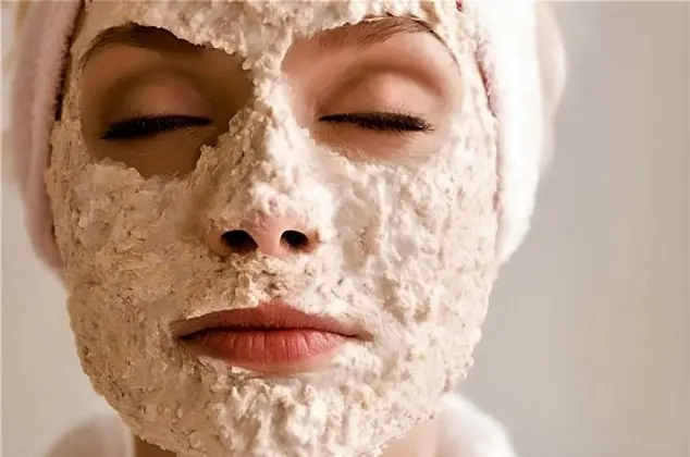 Mascarilla de avena para el rostro.&nbsp;