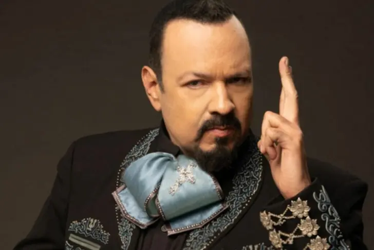 Pepe Aguilar enojado&nbsp;