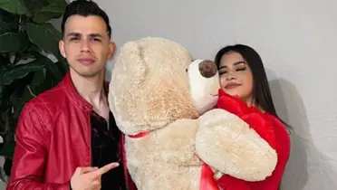 El cantante siempre consintió mucho a su novia, a quien en vida la llenó de regalos sobre todo en días especiales como San Valentín