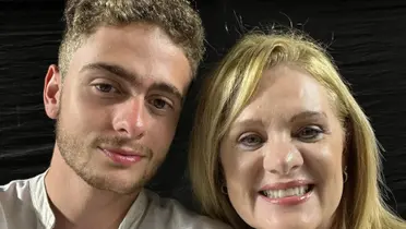 Erika Buenfil y su hijo Nicolás